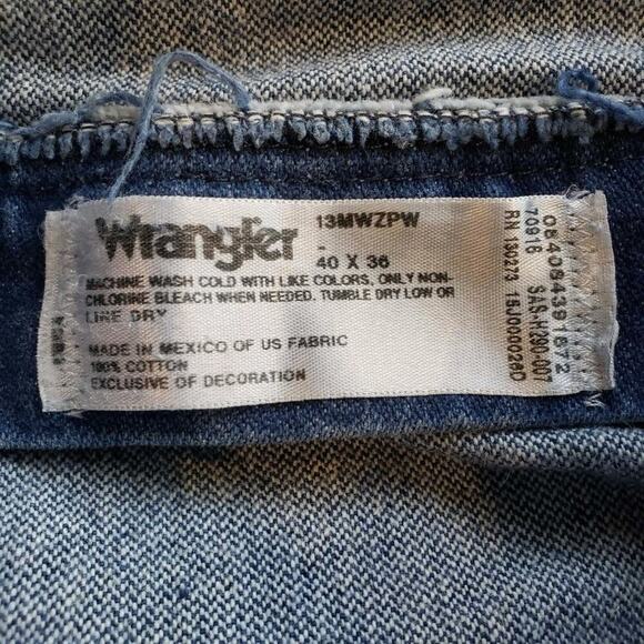 Wrangler Jeans Men’s Size 40x36 Tall Straight Leg Blue Rodeo Leather Patch 40 - Picture 8 of 9